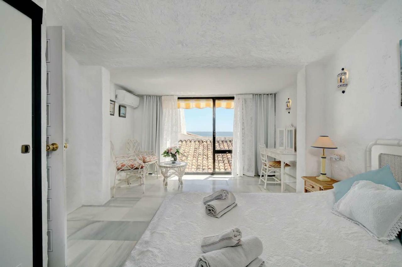 Sea Shells At Bahia Dorada Villa Estepona Exterior photo